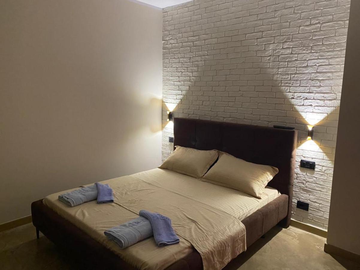 Ritson Hotel Vlorë Esterno foto