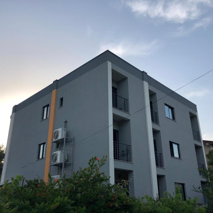Ritson Hotel Vlorë Esterno foto