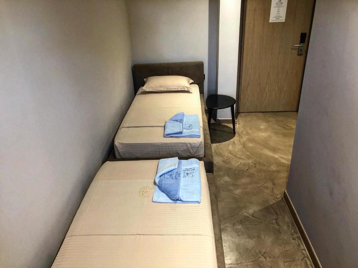 Ritson Hotel Vlorë Esterno foto