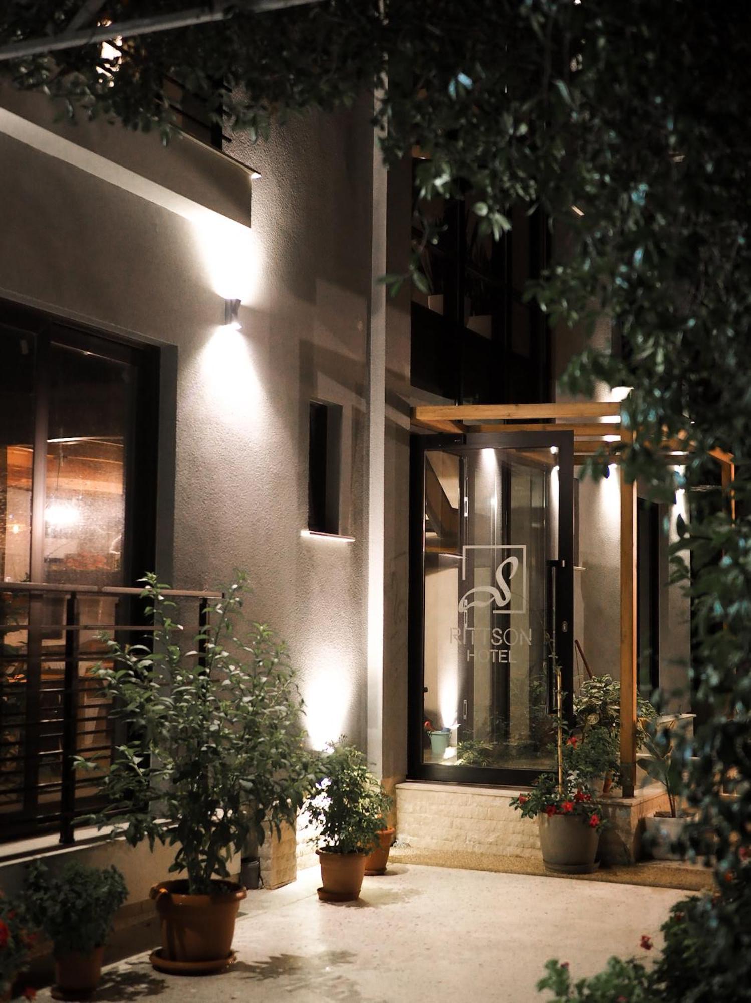 Ritson Hotel Vlorë Esterno foto